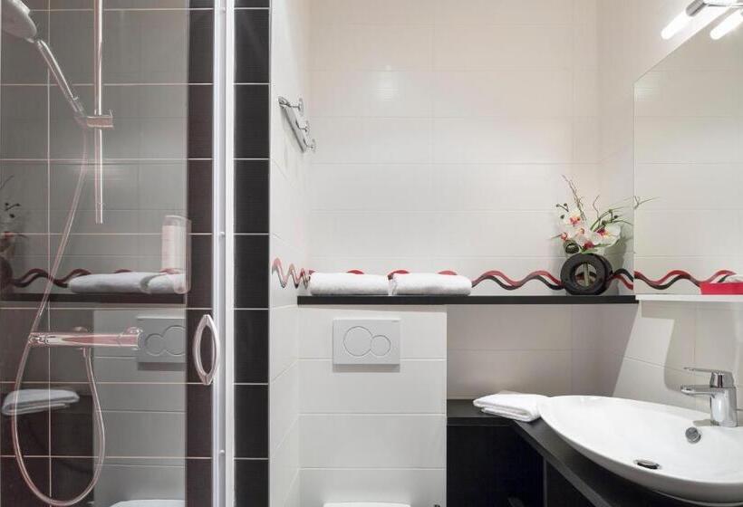 اتاق استاندارد, Logis Maison Vauban   Hotel St Malo