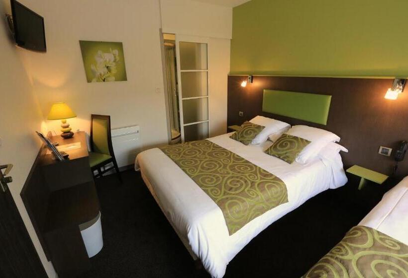 اتاق استاندارد سه نفره, Logis Maison Vauban   Hotel St Malo
