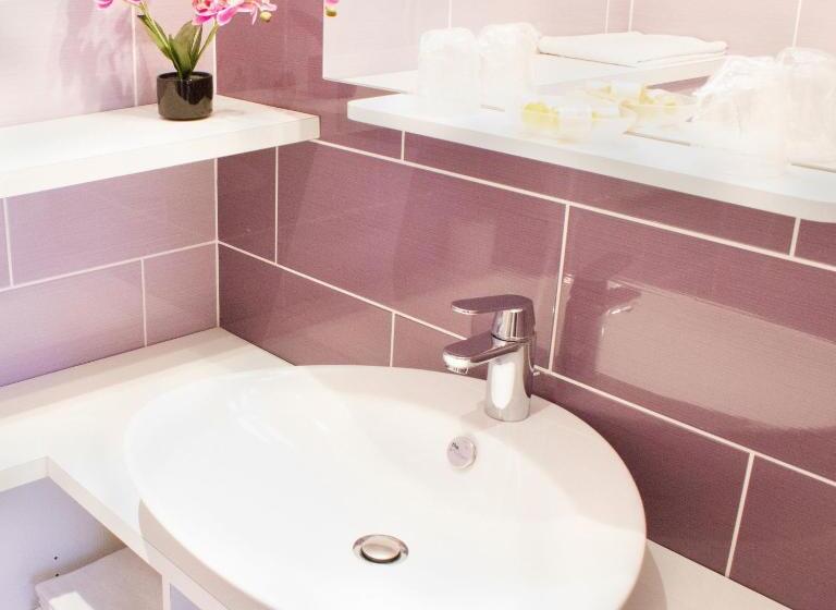 اتاق استاندارد, Logis Maison Vauban   Hotel St Malo