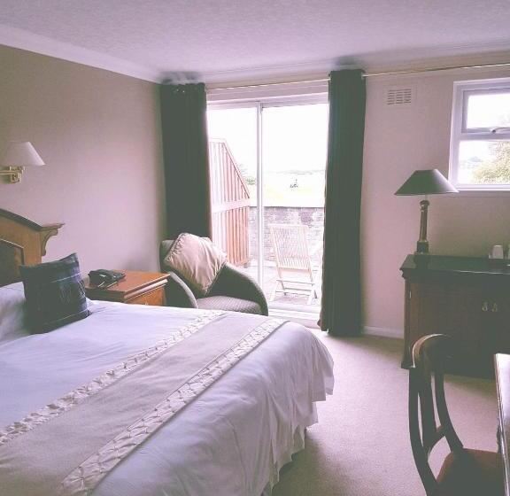غرفة ديلوكس مزودة بشرفة, The Powfoot Hotel, Annan