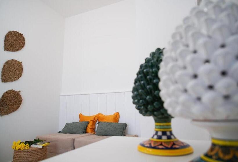 اتاق استاندارد چهارنفره با بالکن, Aurelia Sea View