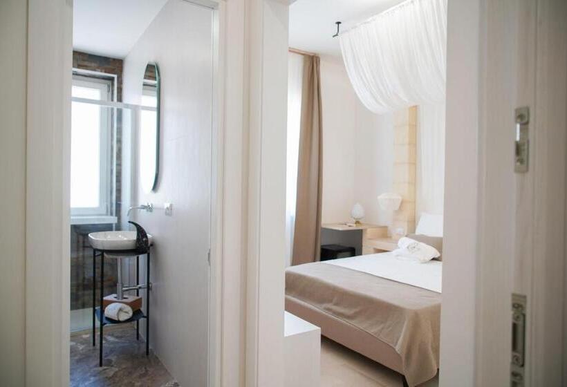 اتاق استاندارد با چشم‌انداز دریا, Aurelia Sea View