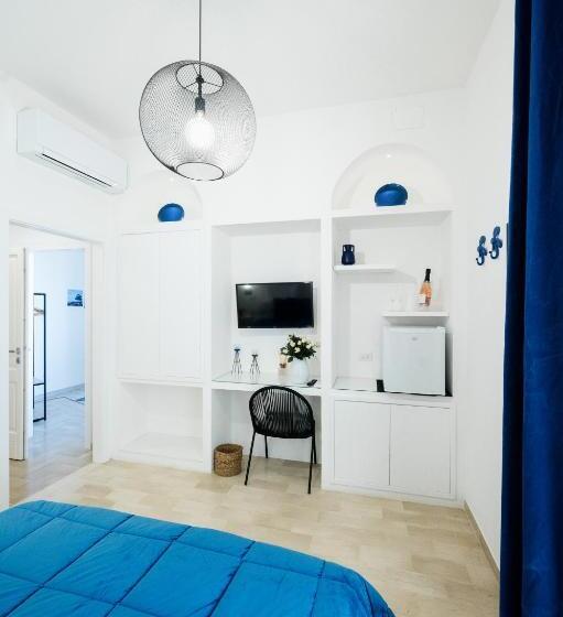 سوئیت جونیور با تراس, Aurelia Sea View