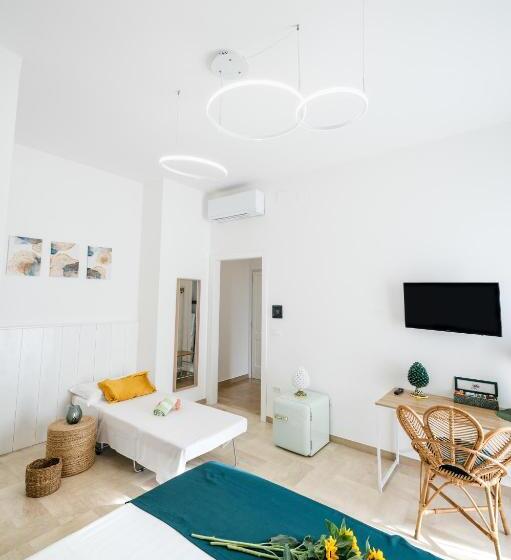 اتاق استاندارد چهارنفره با بالکن, Aurelia Sea View