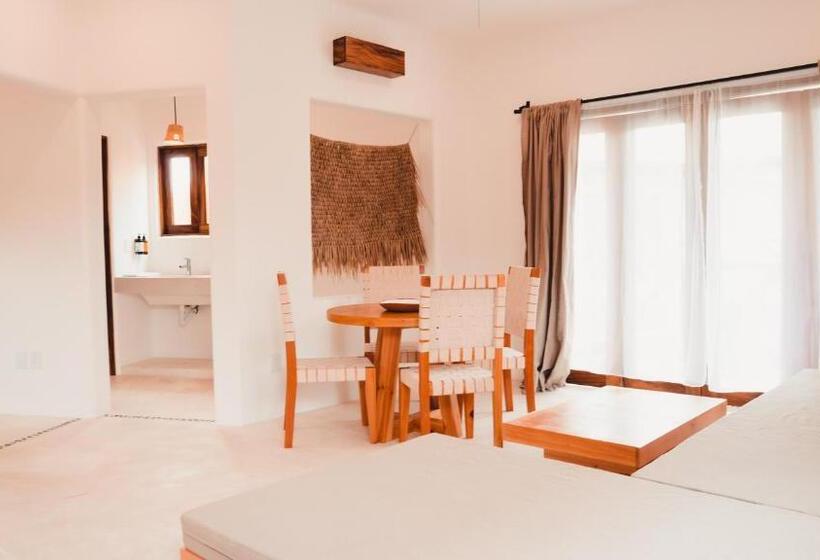 סוויטה דלוקס, Casa Kuaa