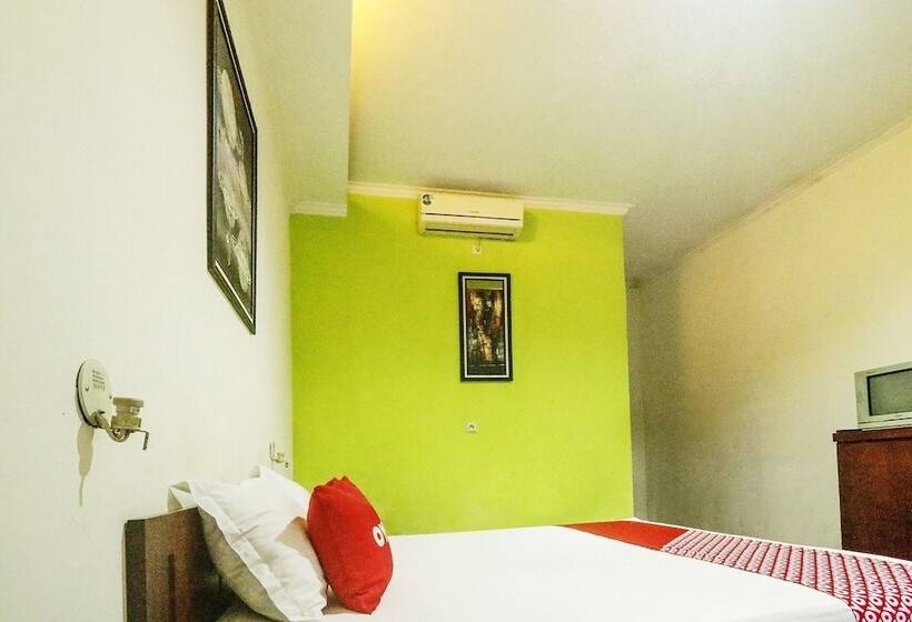 Номер Стандарт, Oyo 90490 Hotel Nyi Rindang