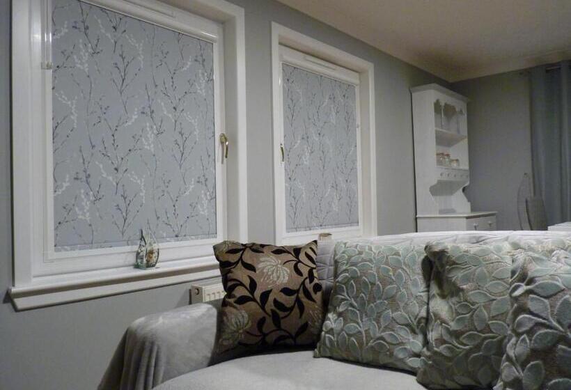 Люкс, Tanleys B&b