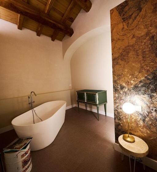 سوییت لوکس, Ginevra Boutique Rooms   Palazzo Leosini   Residenze D Epoca