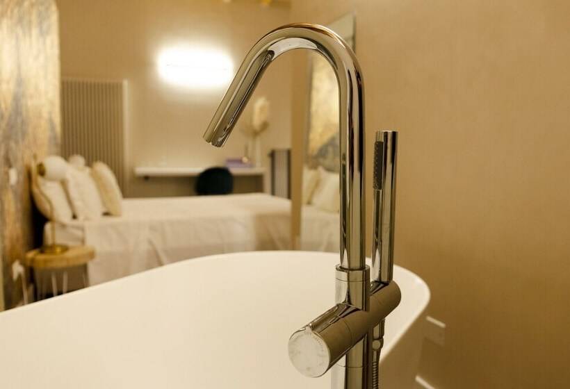 اتاق لوکس, Ginevra Boutique Rooms   Palazzo Leosini   Residenze D Epoca