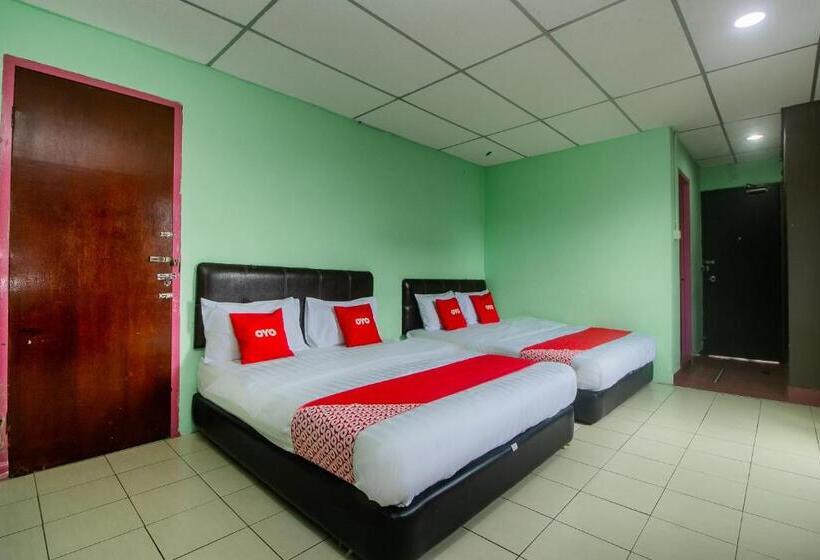 Family Suite, Oyo 90124 Payang Puri Baru
