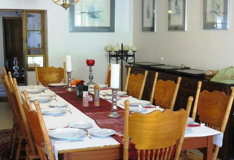 Номер Стандарт, Middelkraal Accommodation