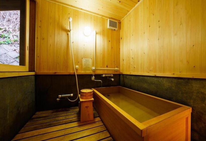 Четырехместный Номер Стандарт, Ryoan Fukinotou