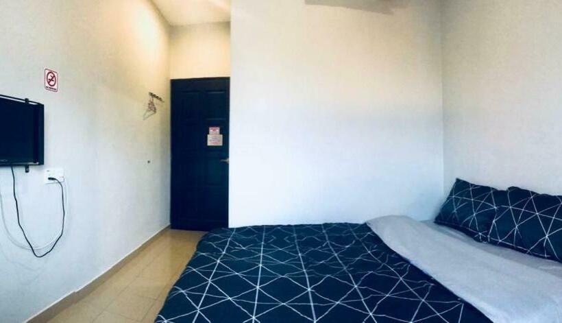 スタンダードルーム, Lunas Homestay By Yolodge