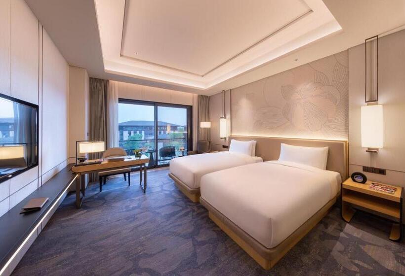 اتاق پریمیوم با چشم‌انداز باغ, Gran Melia Chengdu