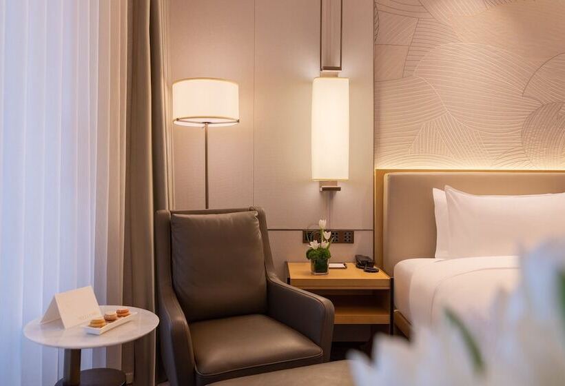 اتاق پریمیوم با چشم‌انداز باغ, Gran Melia Chengdu