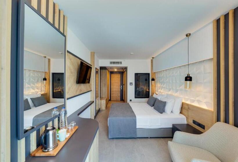 Номер Deluxe, Signature Blue Resort Kuşadası