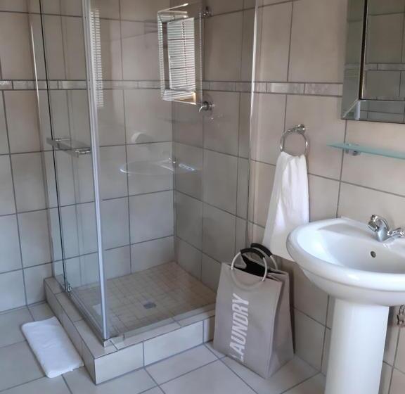 Номер Стандарт, Fochville Guesthouse