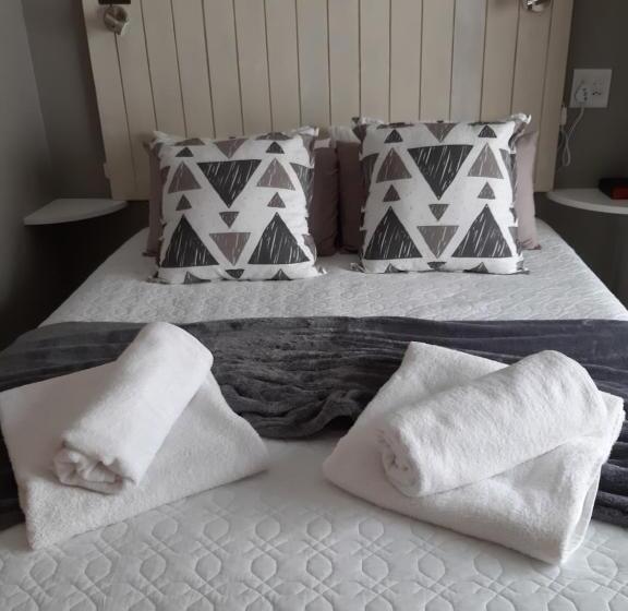 Номер Стандарт, Fochville Guesthouse