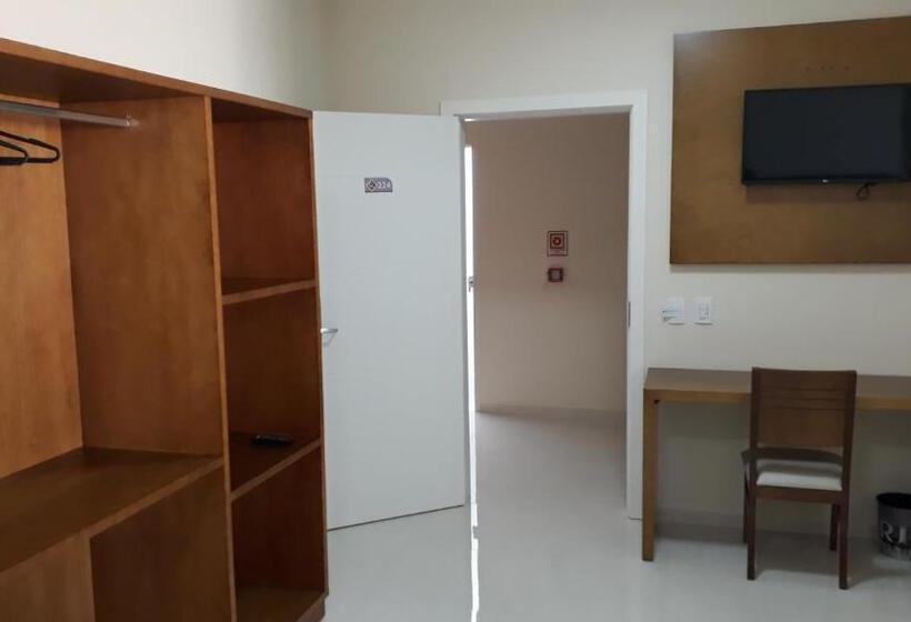 4인용 스탠다드 룸, Campos Altos Palace