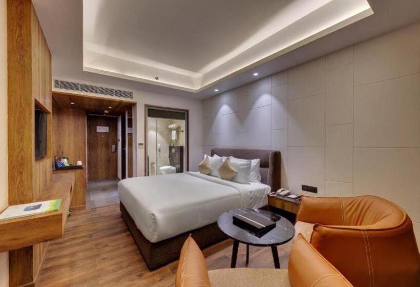 套房, The Fern Royal Farm Resort Anjar