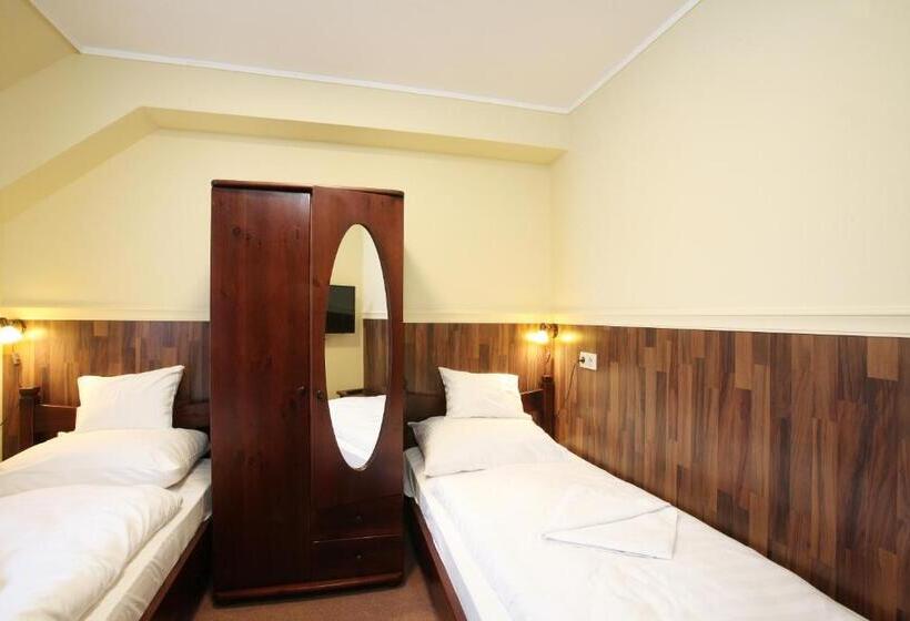 Четырехместный Номер Стандарт, Termál Hotel Vesta