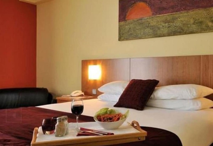Номер Стандарт Трехместный, Central Hotel Tullamore