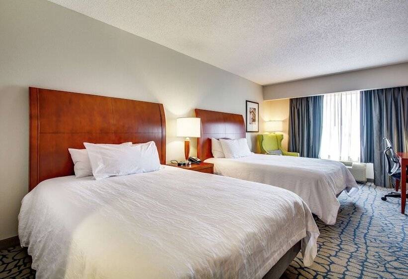 اتاق استاندارد, Hilton Garden Inn Louisville/northeast