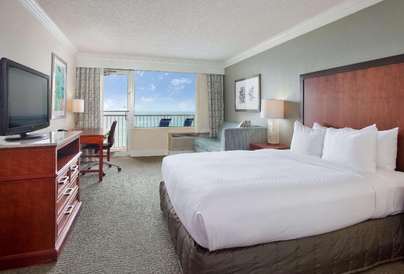 Номер Deluxe, Hilton Pensacola Beach