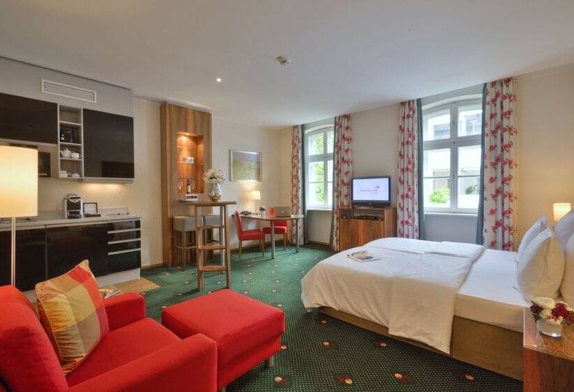 استودیوی استاندارد, Maximilian Munich Apartments &