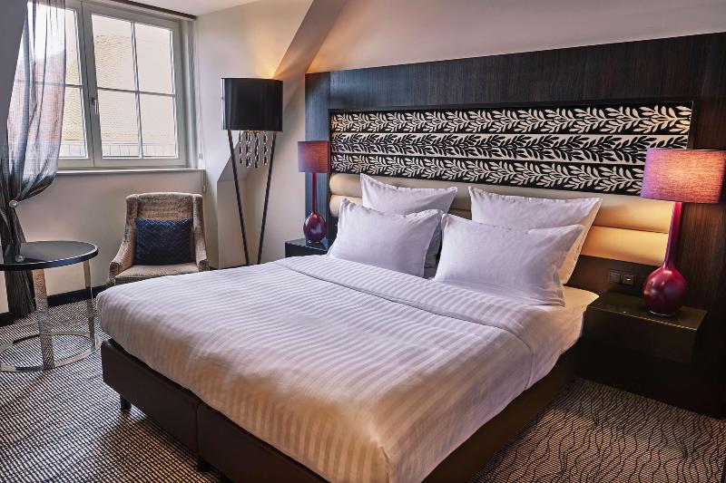 Номер Deluxe, Steigenberger Icon Grandhotel Handelshof Leipzig
