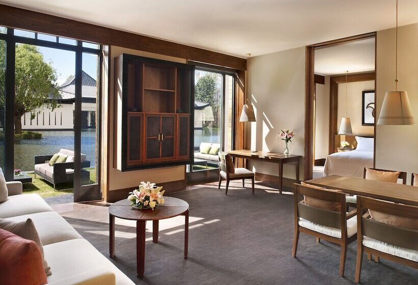 سوییت, The St. Regis Lhasa Resort