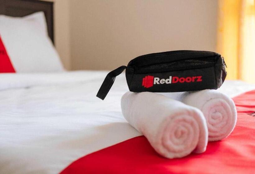 Номер Стандарт, Reddoorz Plus @ Vantas Hotel Parbaba