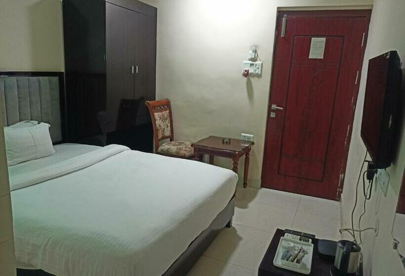 Номер Deluxe, Jmd International Katihar