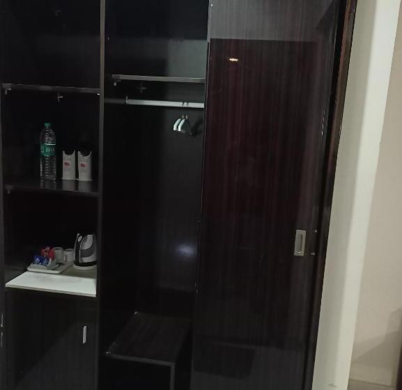 Люкс, Jmd International Katihar