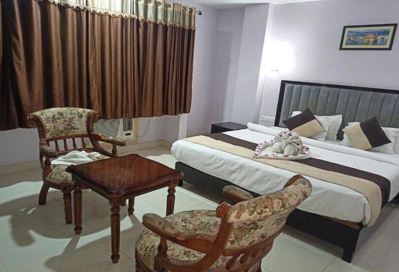 Королевский Люкс, Jmd International Katihar