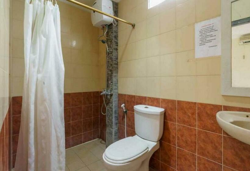 Номер Deluxe, Reddoorz @ Dwipa Wisata