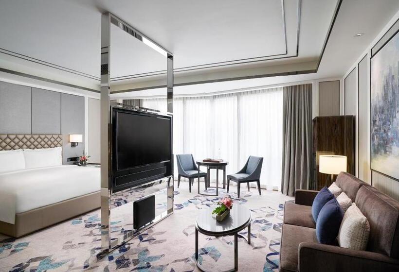 اتاق استاندارد با تخت بزرگ برای معلولان, Okura Manila