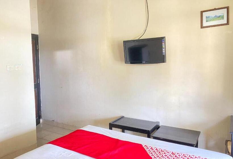 Номер Deluxe, Super Oyo Flagship 90644 Cottage Nalendra Nuansa Nusantara