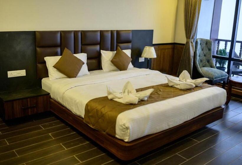 Номер Deluxe, Istana Resort & Spa