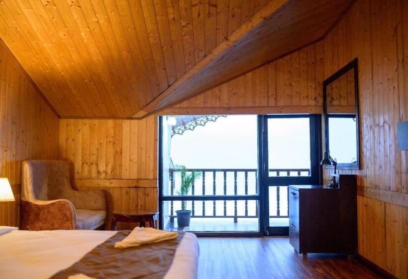 Номер Стандарт, Istana Resort & Spa