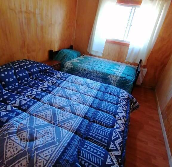 Номер Стандарт Трехместный, Hostal Piedra Santa