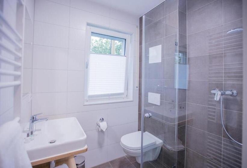Номер Стандарт Индивидуальный с Балконом, Schoko Apartments