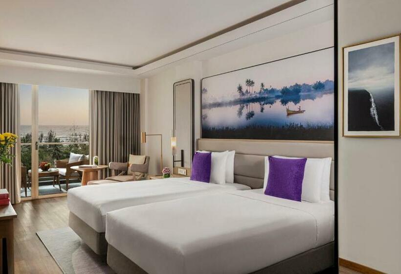 اتاق پرمیوم با چشم‌انداز دریا, Vivanta Goa, Miramar