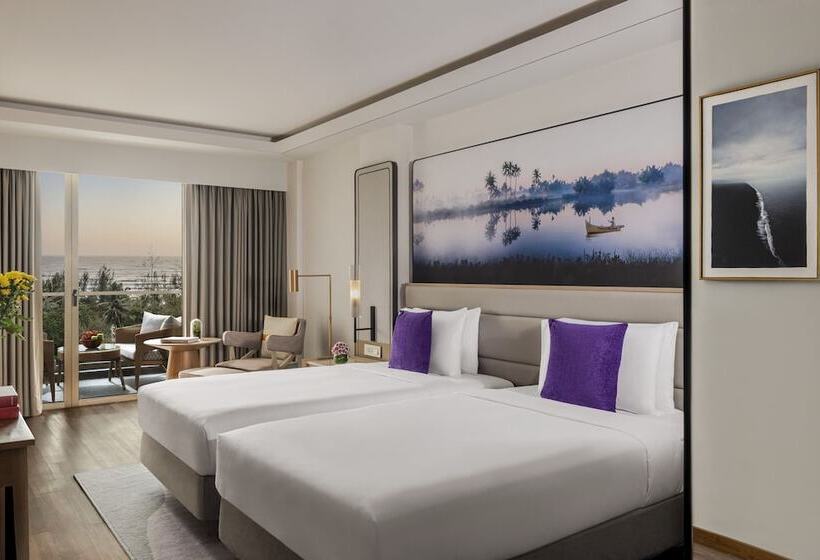 اتاق پرمیوم با چشم‌انداز دریا, Vivanta Goa, Miramar