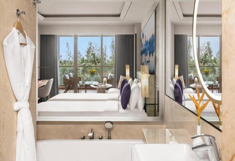 اتاق لوکس, Vivanta Goa, Miramar