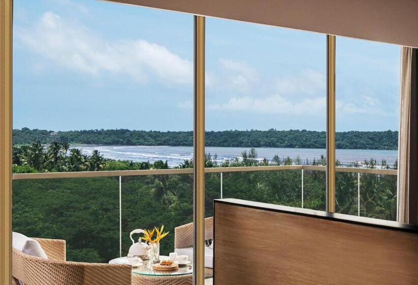 اتاق اجرایی با چشم‌انداز دریا, Vivanta Goa, Miramar