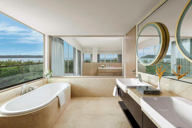سوییت, Vivanta Goa, Miramar