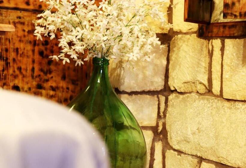اتاق لوکس, Il Bàrraġ Farmhouse B&b   Gozo Traditional Hospitality