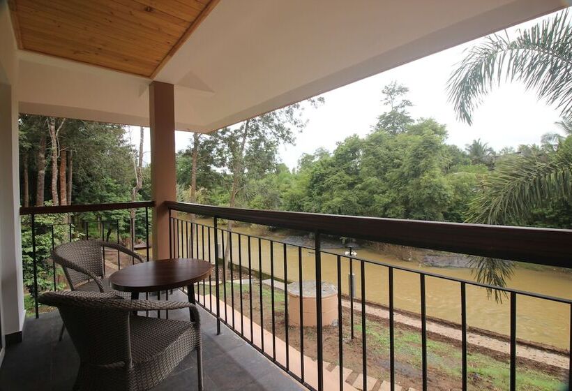 Номер Executive, Regenta Jungle Resort Kabini Springs