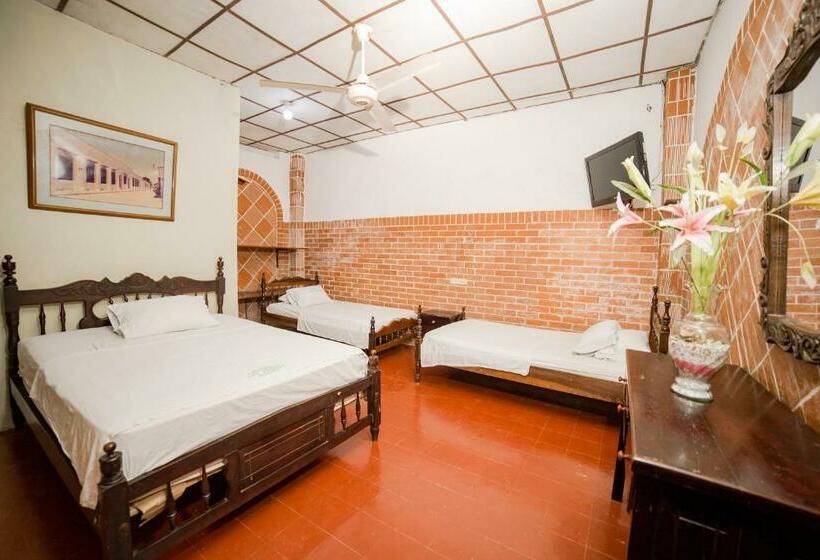 اتاق خانوادگی, San Andrés Mompox Ubicados En El Centro Histórico